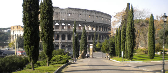 Vicini a tutti i pi celebri monumenti di Roma